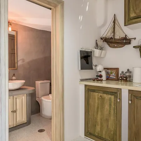 Koufiakas Boathouse Ferienhaus *